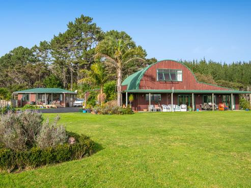 4 Ferngully Road, Helensville