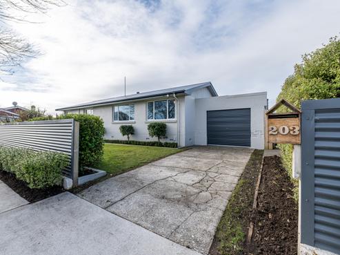 203 Bamborough Street, Richmond