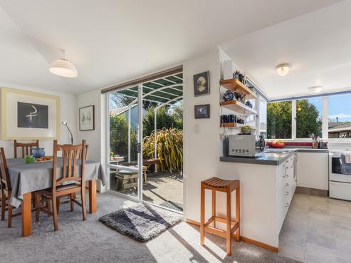 22B Newman Avenue, Brightwater