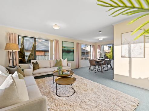 26 Holford Place, Huntington