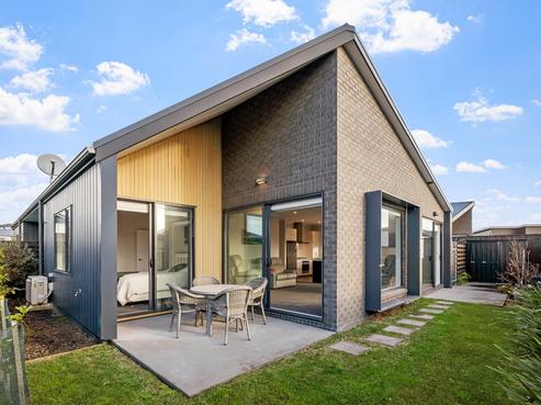 8 Kuparu Lane, Red Beach