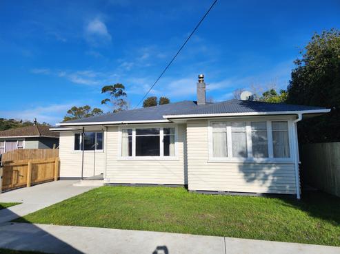11 Matthews Road, Tamarau
