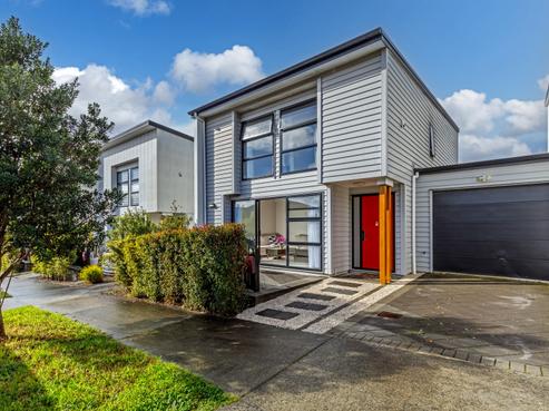 10 Tihema Lane, Massey
