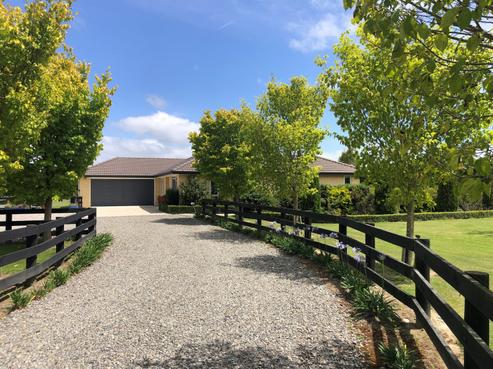 671 Browns Rock Road, Oxford