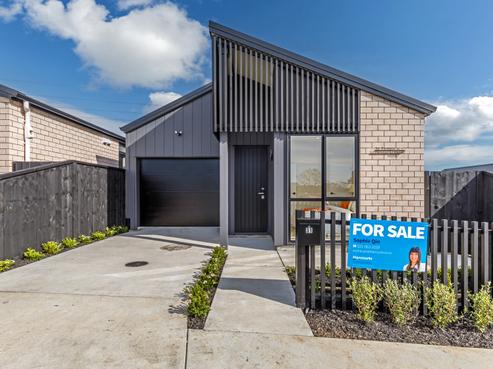 31 Paretao Street, Massey