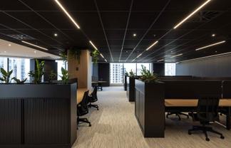 Beautiful turn-key office in central CBD tower