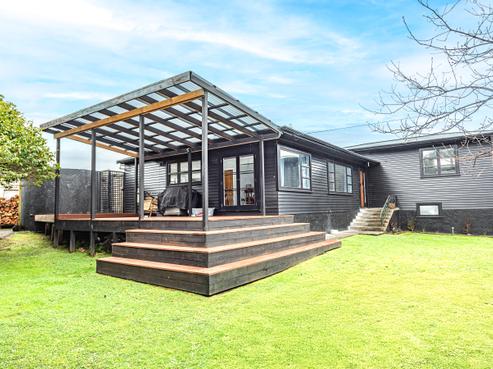 150 Great North Road, Otamatea
