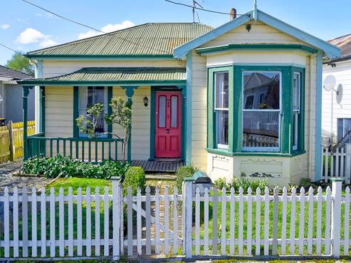 72 Lincoln Road, Masterton