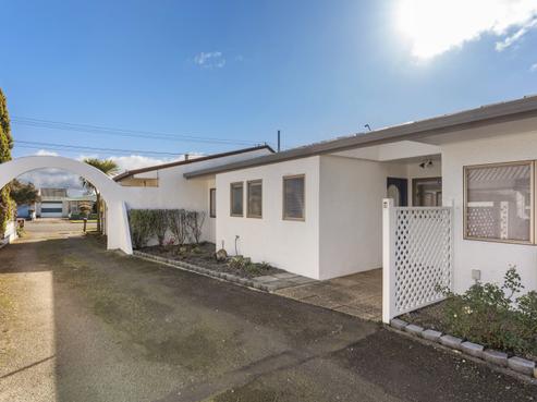 2/8 Parker Avenue, Levin