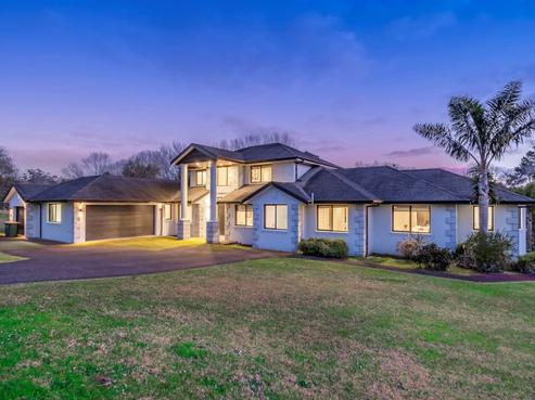 11 Whiteways Drive, Dairy Flat