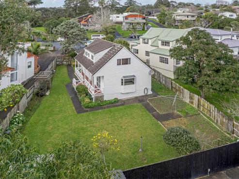 16 Redfern Lane, Glenfield