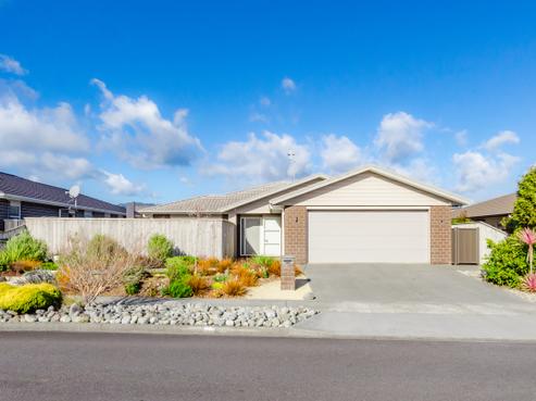 37 San Priamo Place, Paraparaumu Beach