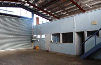 COMMERCIAL BUILDING FOR LEASE 