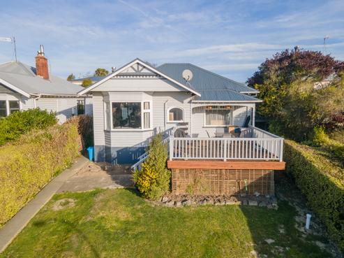 10 Clifton Terrace, West End