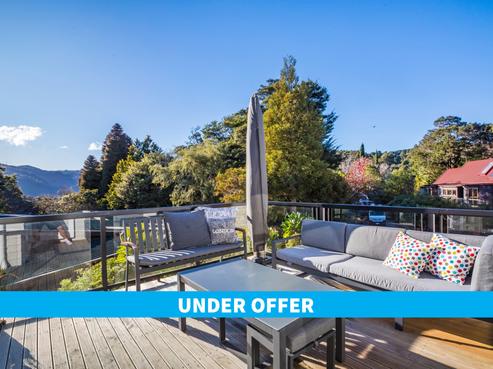 20 Freemans Way, Pinehaven