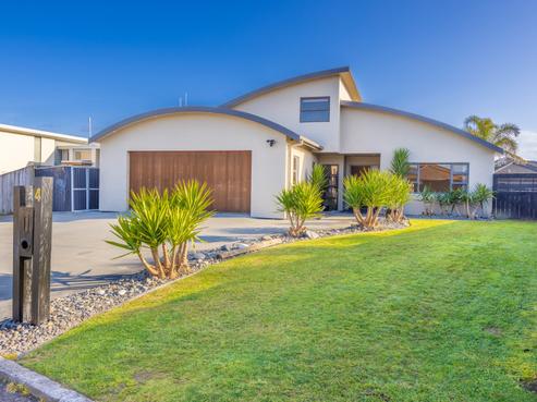 4 Tarrango Way, Rototuna