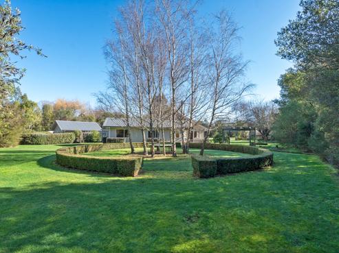 108 Willow Park Drive, Opaki