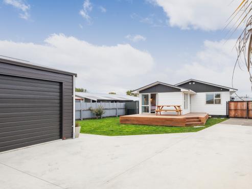 71 Lockhart Avenue, Milson