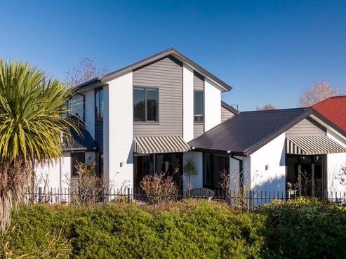 4 Carradale Avenue, Broomfield