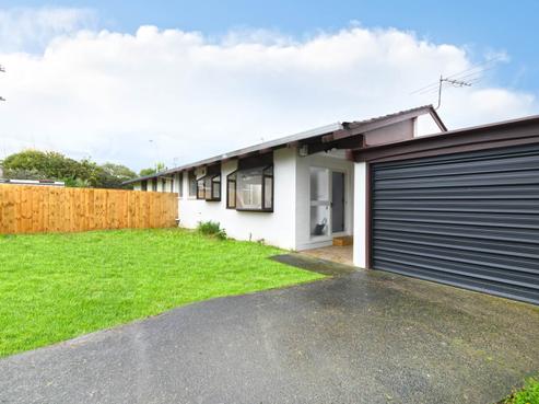 2/84 Haycock Avenue, Mount Roskill