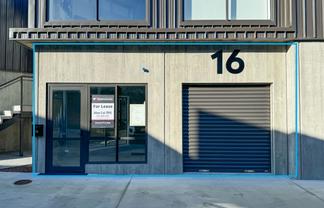 Affordable Office in Central of Westgate