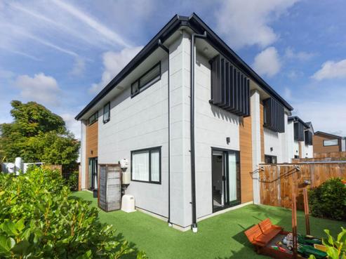 6/80 Awaroa Road, Sunnyvale
