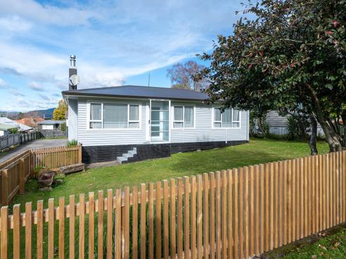 64 Gordon Road, Western Heights