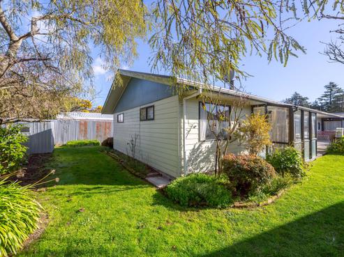 19D Harley Street, Solway
