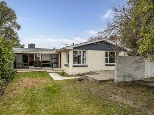 10 Longden Street, Darfield