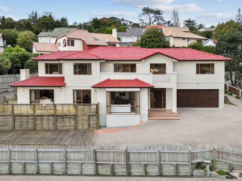 21 Ridge Valley Drive, Browns Bay