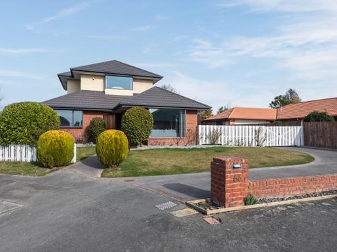 66 Kintyre Drive, Broomfield