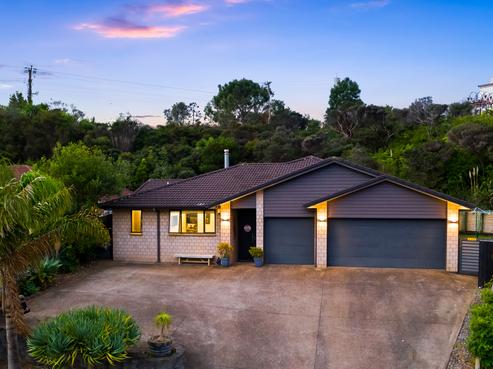 23 Waldorf Crescent, Orewa
