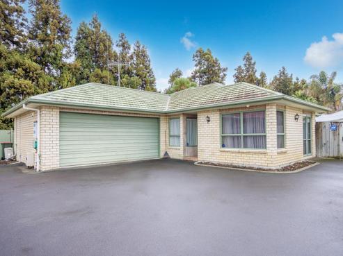 12 Hastings Place, Hamilton Lake