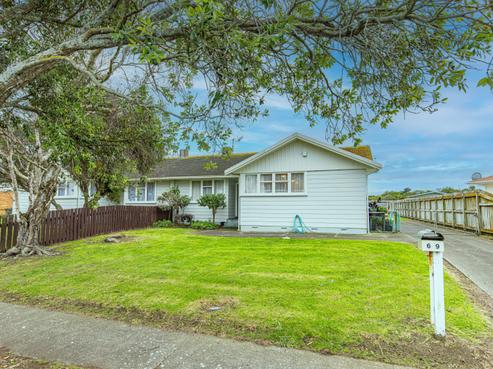 69 Titoki Street, Castlecliff