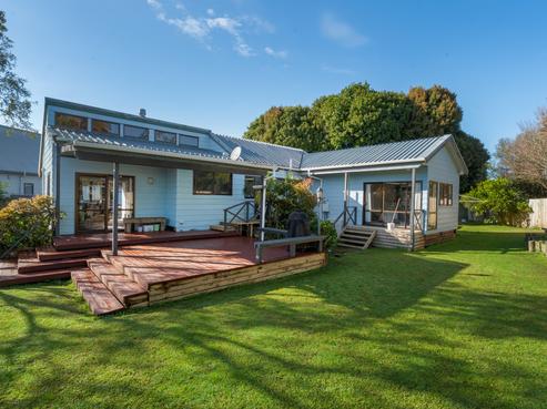 77 Carnoustie Drive, Wattle Downs