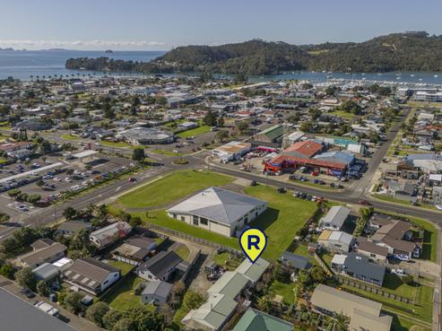 6 Joan Gaskell Drive, Whitianga