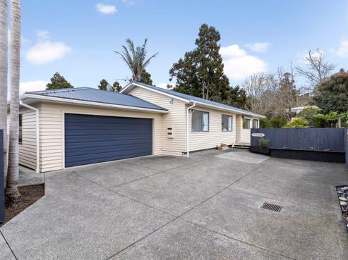58A Woodside Road, Massey