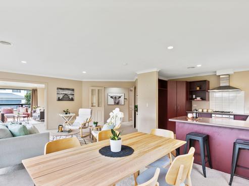 9 Aspiring Terrace, Aotea