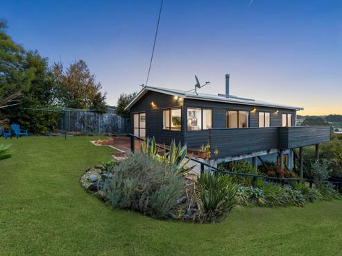 2B Hammond Avenue, Hatfields Beach