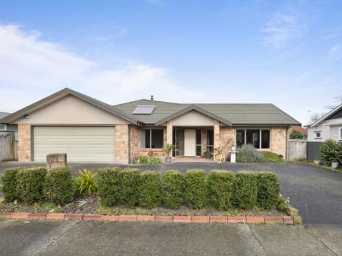5 Wilson Street, Bulls
