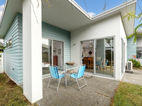 22 Aubrey Way, Brookfield