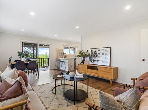 2 Bellringer Road, Massey