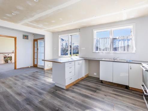 23 Scully Crescent, Onekawa
