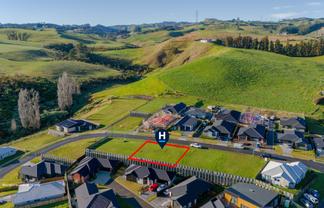 204 Adler Drive, Ohauiti