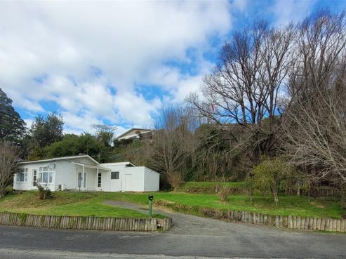 23 South Service Lane, Waipukurau and Surrounds