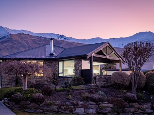10 Hyland Street, Wanaka
