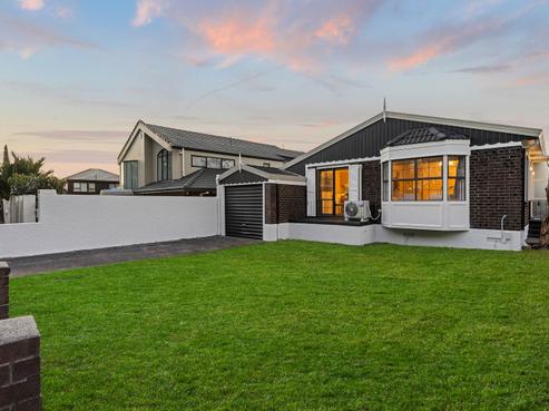 1/15 Alba Road, Epsom