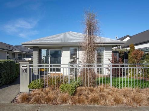 69 Pegasus Boulevard, Pegasus