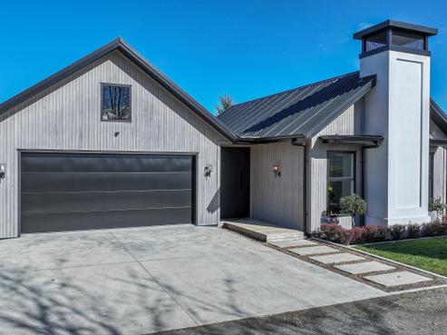 28A Station Street, Tirau