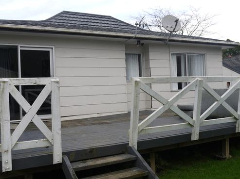 2/187A Buckland Road, Mangere East